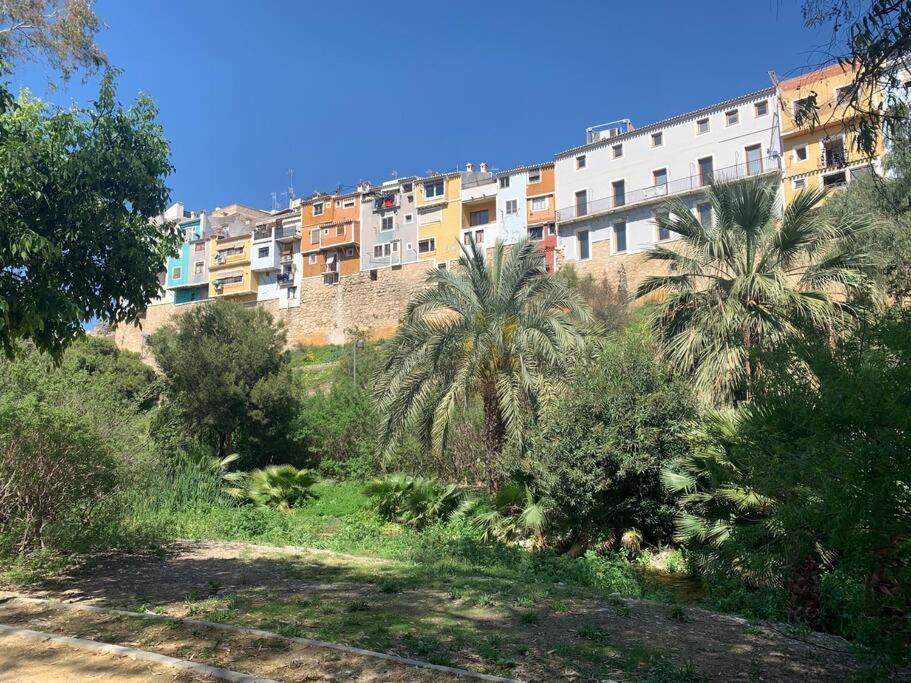 Preciosa Casa En Vilajoyosa Con Vistas Al Mar En Las Casas Colgantes Del Casco Antiguo Villajoyosa Exterior foto